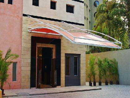 Altamira Village Hotel & Suites