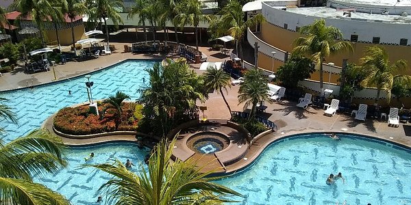 Aquavi Marina Hotel & Suites