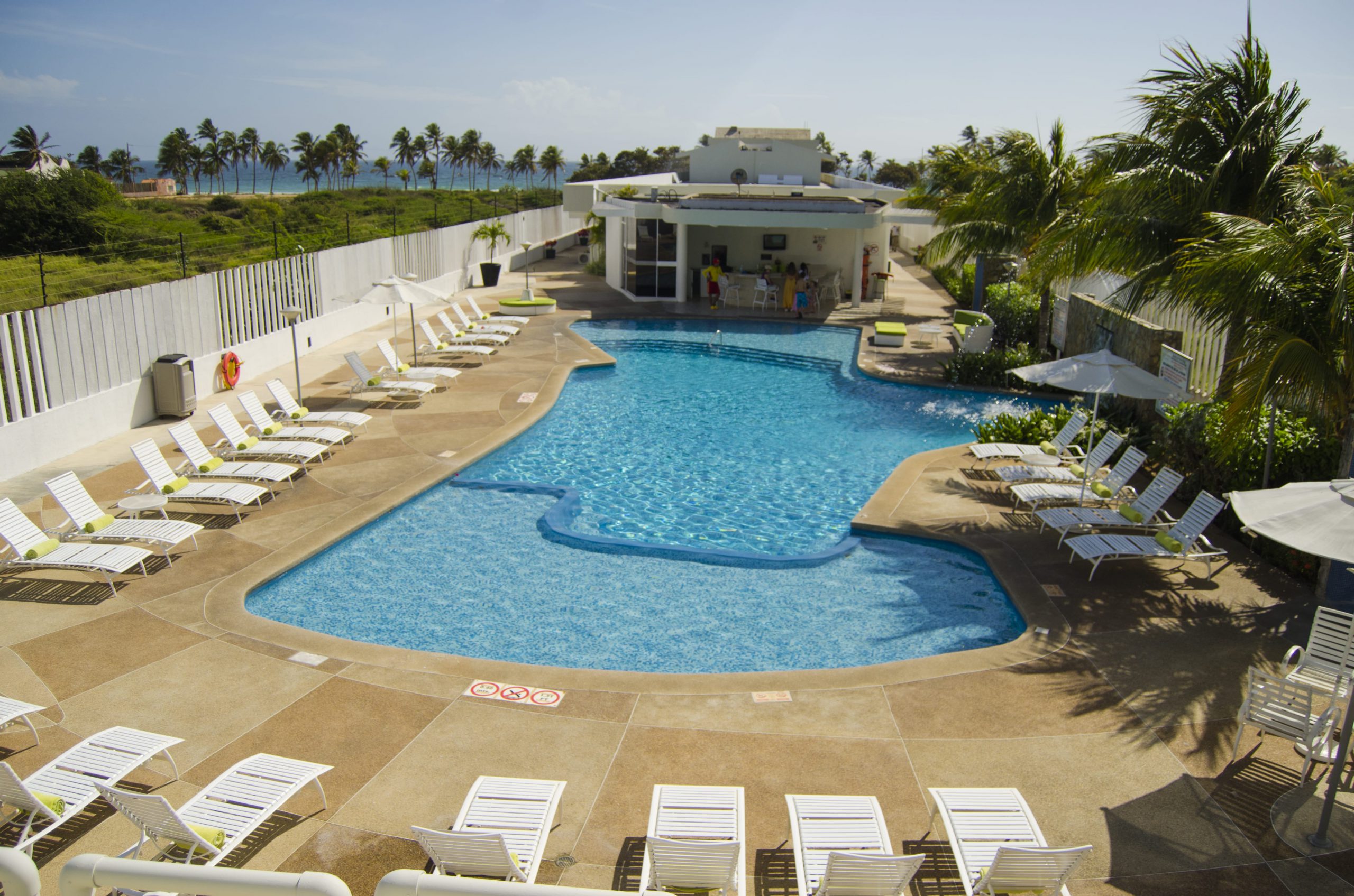 Agua Dorada Beach Hotel