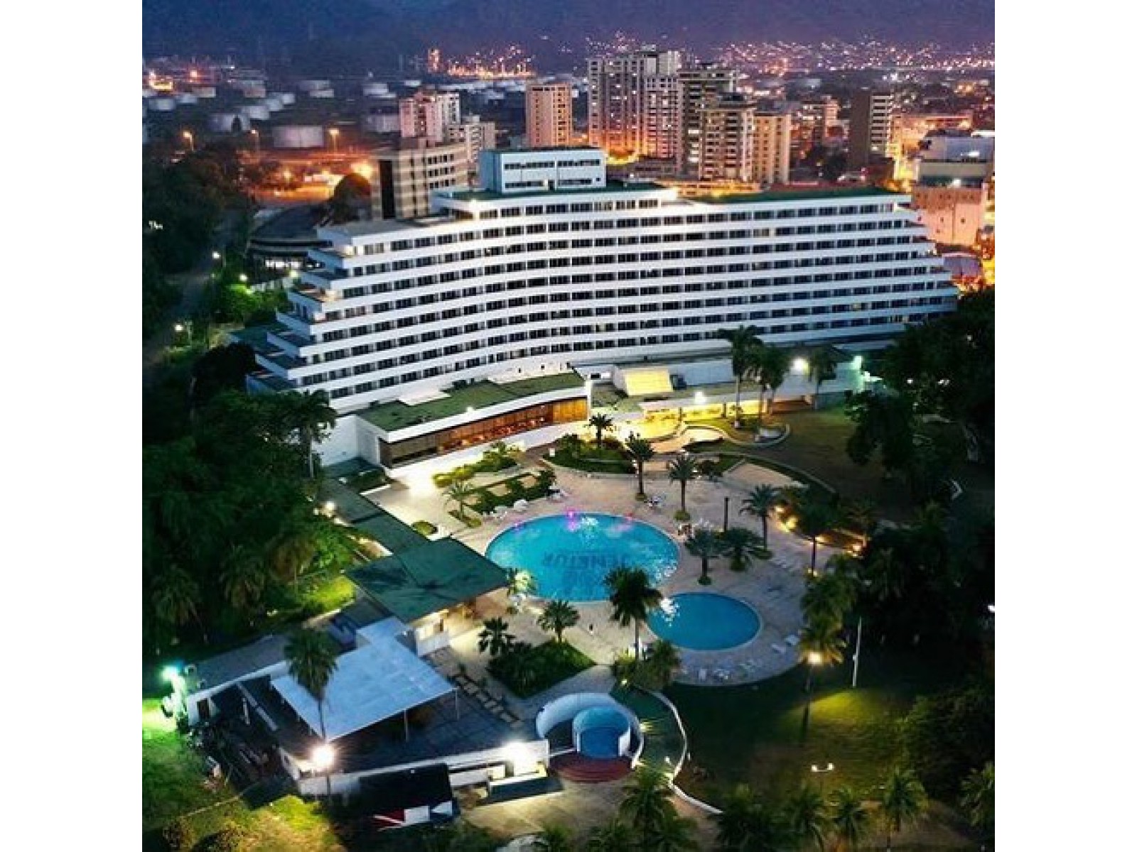 Hotel Paradise Puerto La Cruz