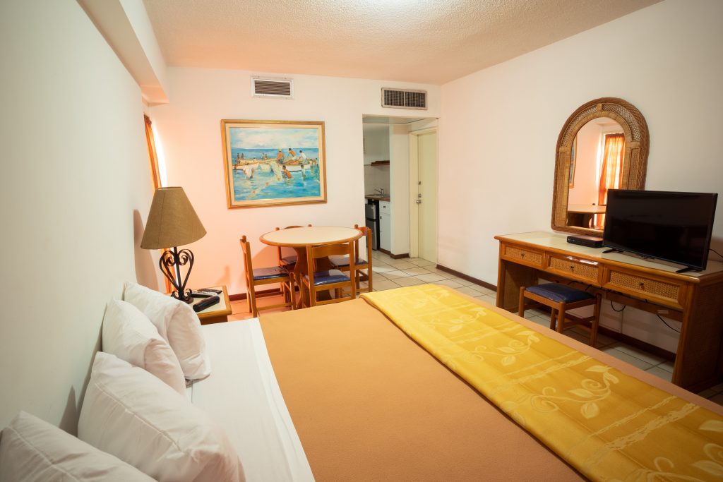 Aquavi Marina Hotel & Suites