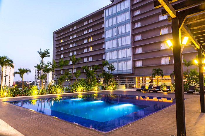 Trinitarias Suites